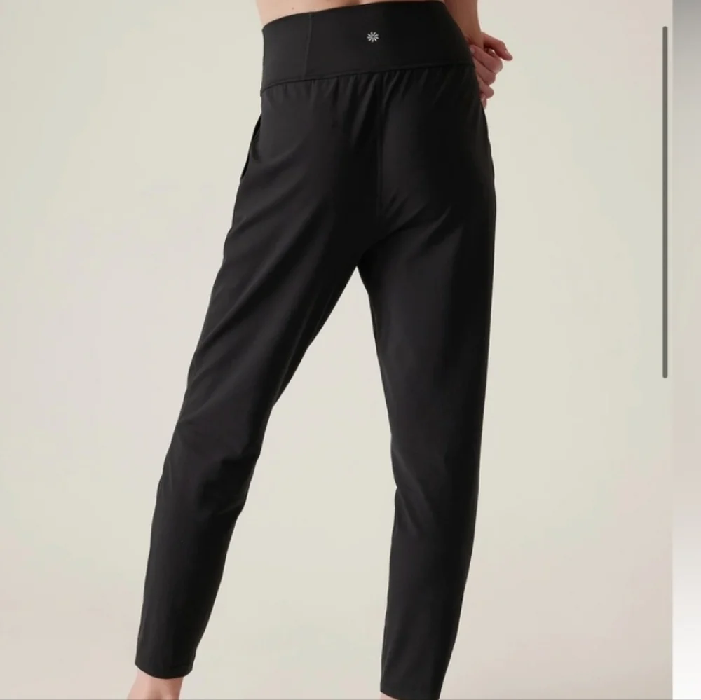 Athleta Elation Black High-Waisted Pants - Picture 2 of 8